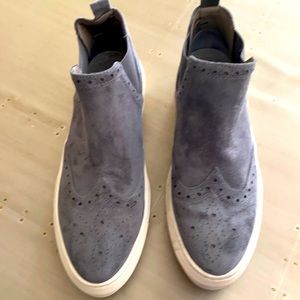 Super cute, fabric topped ankle booties